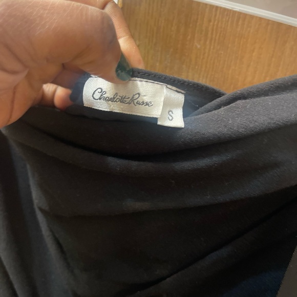 Black top with drape drop in the front - Picture 4 of 4